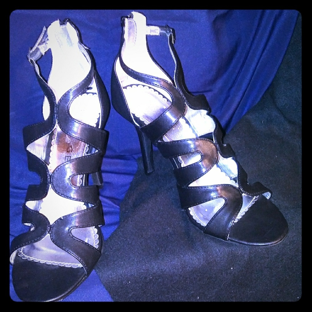 Rampage open toed heeled sandal
